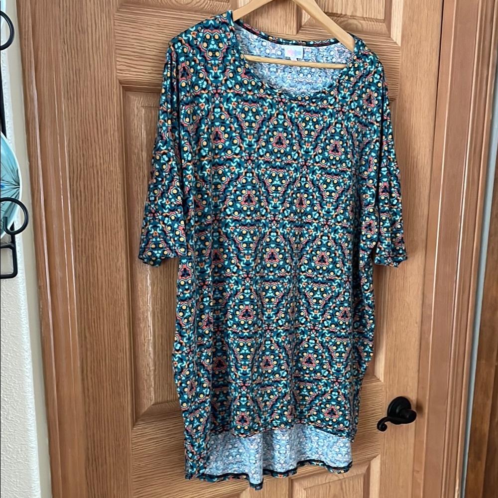 LuLaRoe Pink and Green Tunic Top